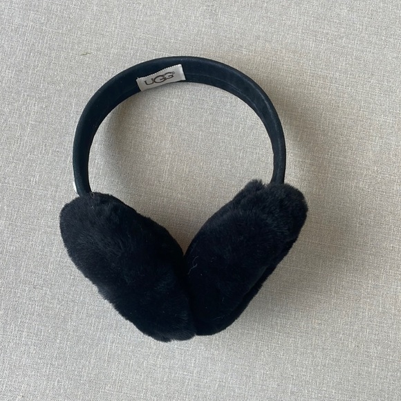 Ugg earmuffs - Picture 8 of 8